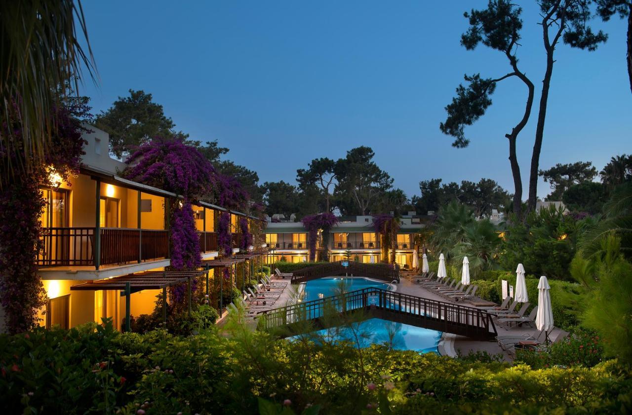 Turquoise Hotel Side Bagian luar foto