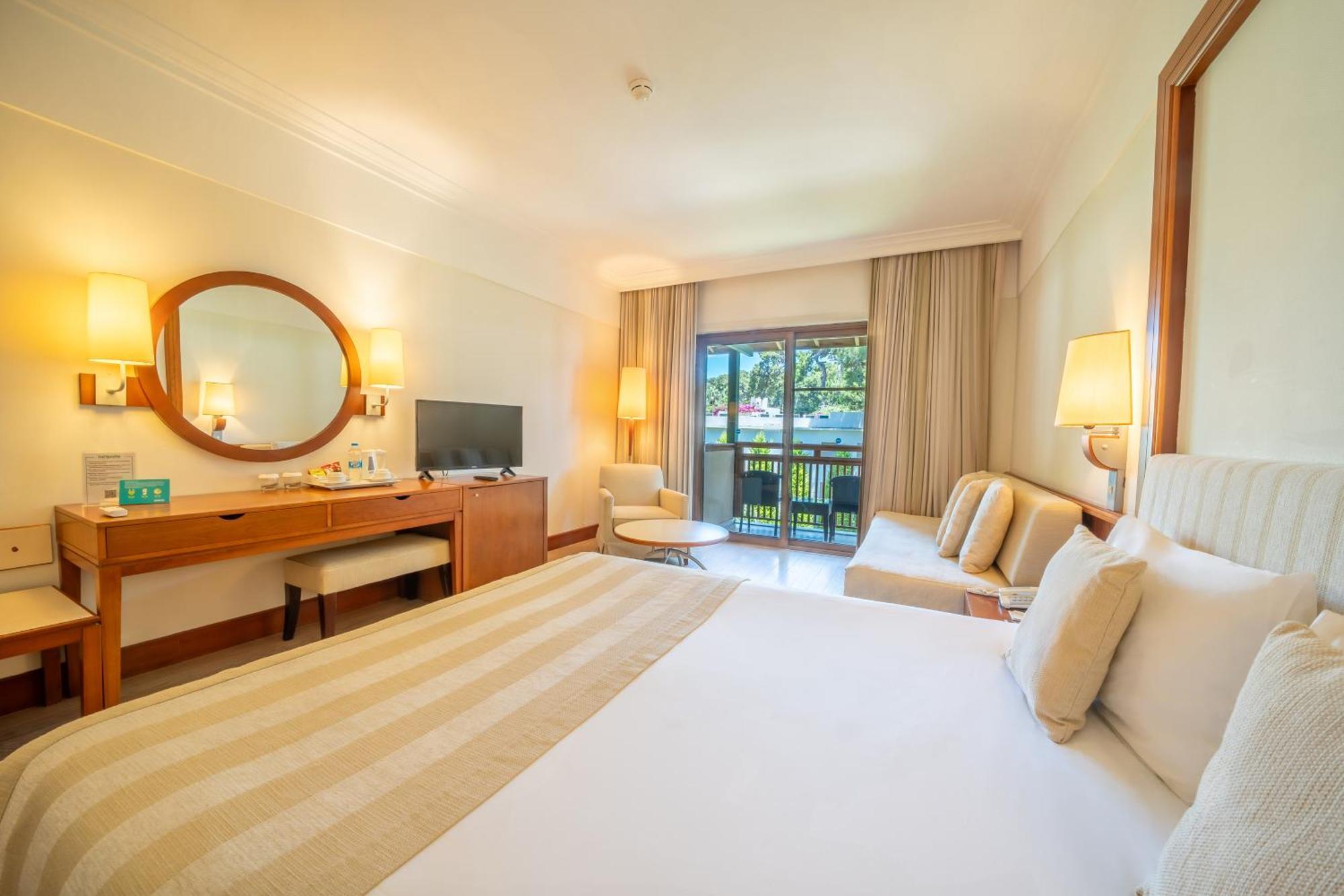 Turquoise Hotel Side Bagian luar foto