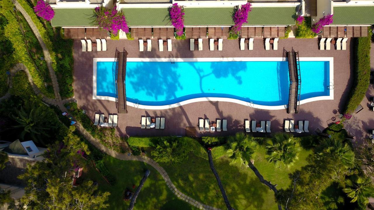 Turquoise Hotel Side Bagian luar foto