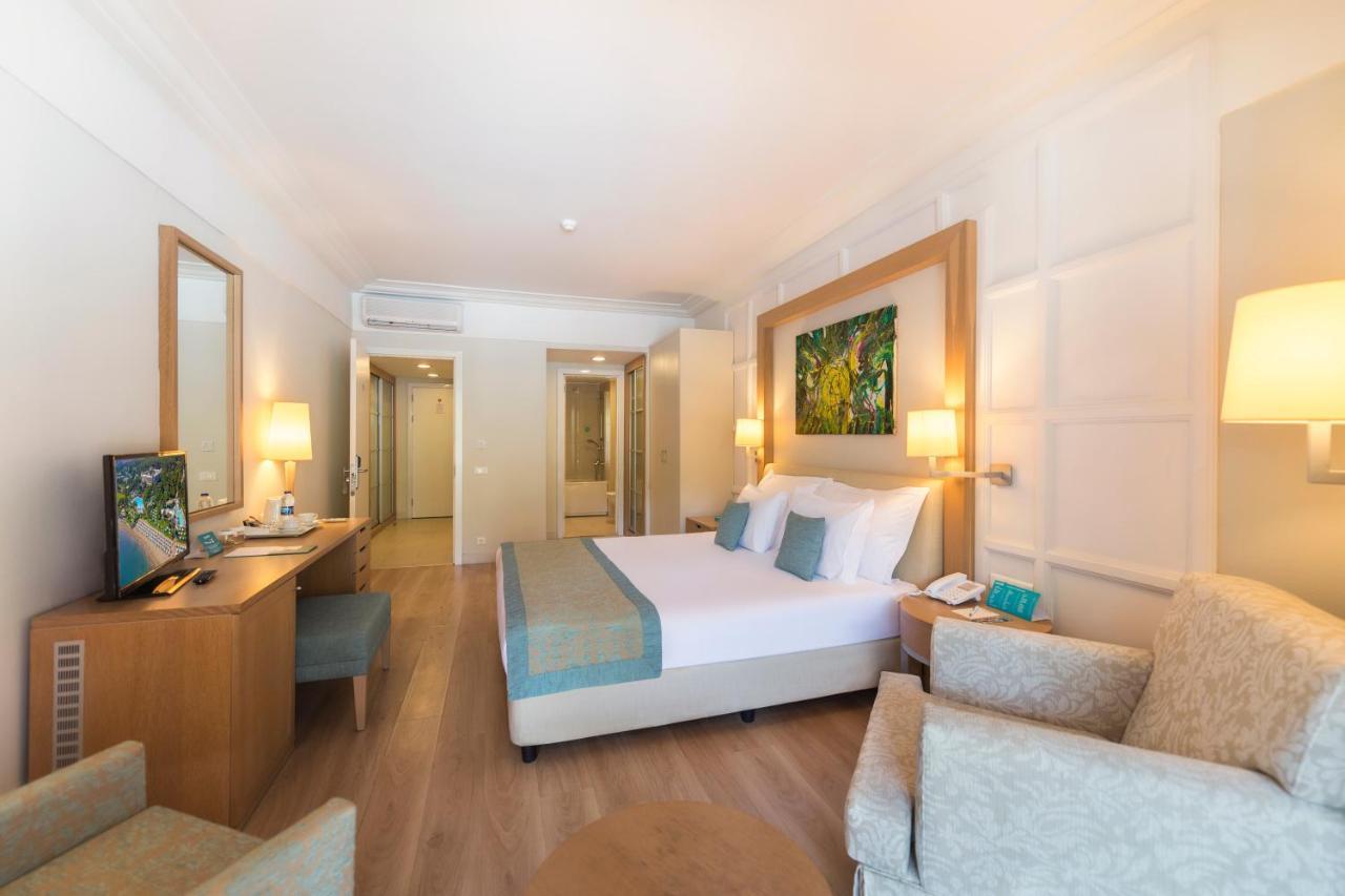 Turquoise Hotel Side Bagian luar foto